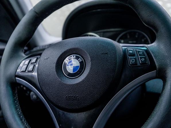 BMW 1 серии I (E81/E82/E87/E88) Рестайлинг с пробегом 2007 года, цена 535 000 рублей, 315232 км, хэтчбек, Автокод Объявления
