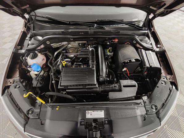 Volkswagen Jetta VI Рестайлинг с пробегом 2017 года, цена 1 375 000 рублей, 121493 км, седан, Автокод Объявления