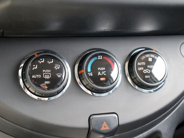 Nissan Note I Рестайлинг с пробегом 2013 года, цена 720 000 рублей, 180449 км, хэтчбек, Автокод Объявления