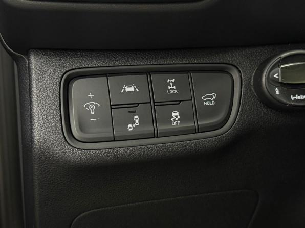 Hyundai Santa Fe IV с пробегом 2019 года, цена 3 490 000 рублей, 75000 км, внедорожник, Автокод Объявления
