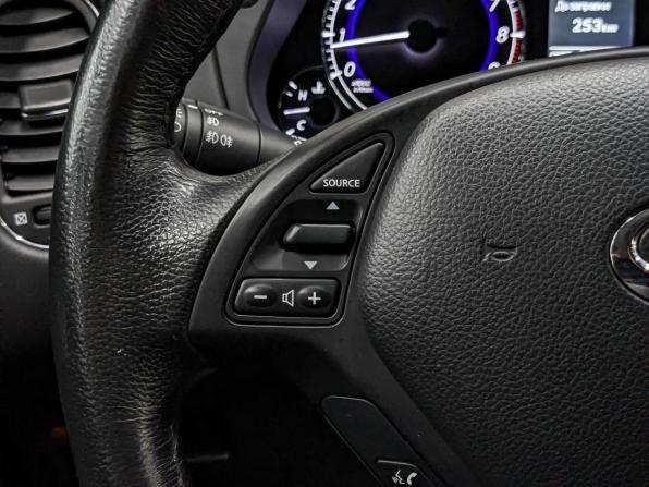 Infiniti QX50 I Рестайлинг с пробегом 2016 года, цена 2 400 000 рублей, 80585 км, внедорожник, Автокод Объявления