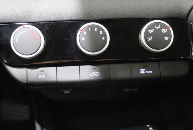 Hyundai Elantra VII (CN7) Рестайлинг с пробегом 2023 года, цена 2 195 000 рублей, 25180 км, седан, Автокод Объявления