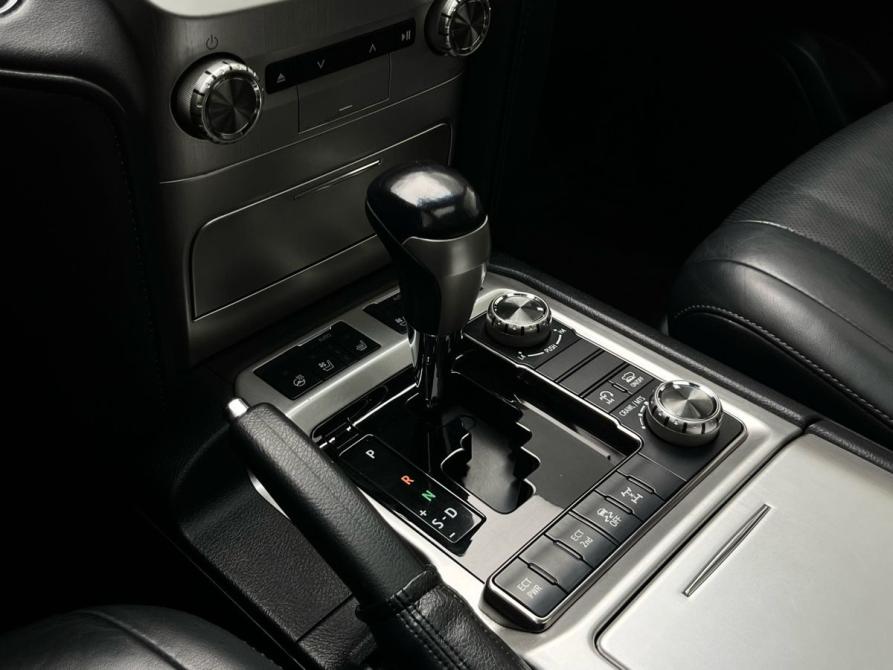 Toyota Land Cruiser 200 Series Рестайлинг 2 Мурманск  - изображение 23