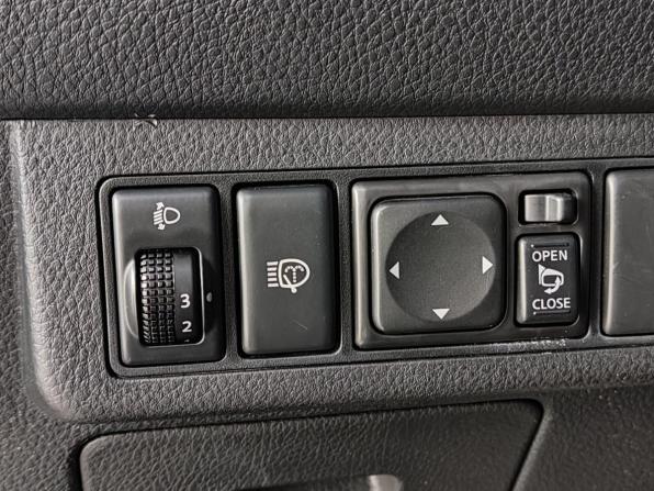 Nissan Tiida I Рестайлинг с пробегом 2010 года, цена 750 000 рублей, 189968 км, седан, Автокод Объявления