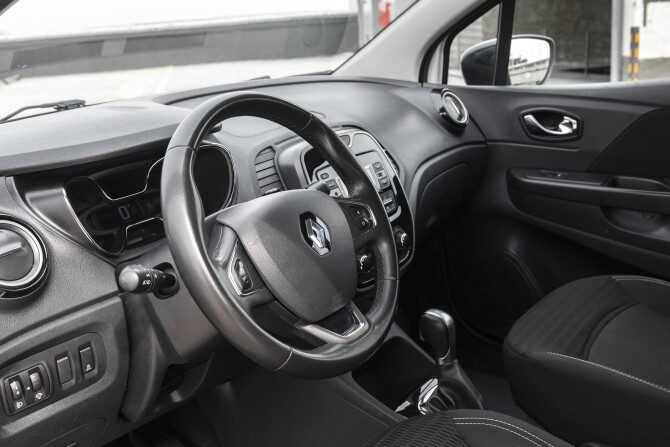 Renault Kaptur I с пробегом 2019 года, цена 1 299 000 рублей, 91000 км, внедорожник, Автокод Объявления