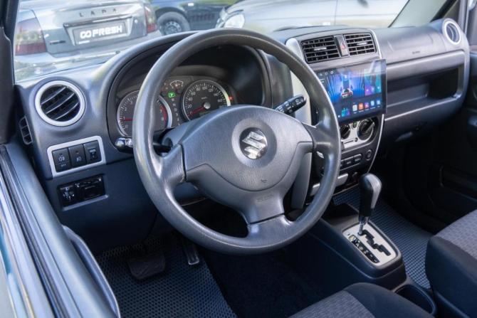 Suzuki Jimny III Рестайлинг 1 с пробегом 2007 года, цена 1 445 000 рублей, 67279 км, внедорожник открытый, Автокод Объявления