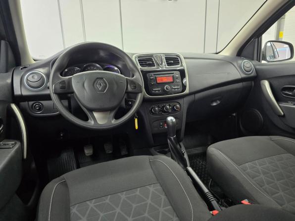 Renault Sandero II с пробегом 2017 года, цена 930 000 рублей, 161000 км, хэтчбек, Автокод Объявления