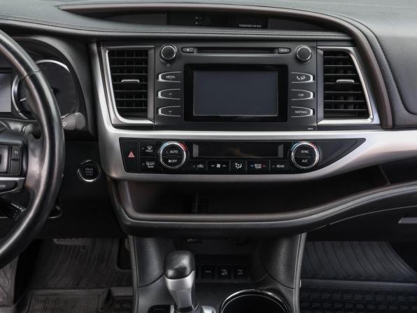 Toyota Highlander III (XU50) с пробегом 2014 года, цена 3 049 000 рублей, 156862 км, внедорожник, Автокод Объявления
