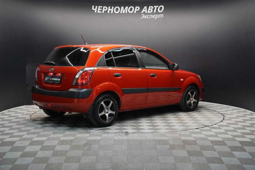 Kia Rio II Крым  - изображение 5