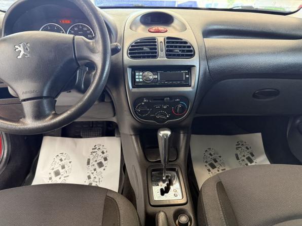 Peugeot 206 с пробегом 2008 года, цена 290 000 рублей, 191366 км, хэтчбек, Автокод Объявления