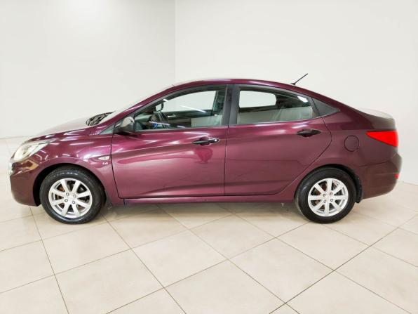 Hyundai Solaris I с пробегом 2012 года, цена 795 300 рублей, 141431 км, седан, Автокод Объявления