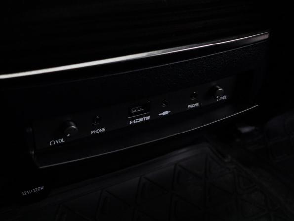 Lexus LX III Рестайлинг 2 с пробегом 2018 года, цена 10 990 000 рублей, 35821 км, внедорожник, Автокод Объявления