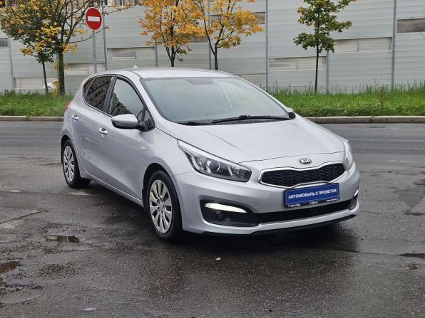 Kia Ceed II Рестайлинг с пробегом 2017 года, цена 1 239 000 рублей, 177034 км, хэтчбек, Автокод Объявления