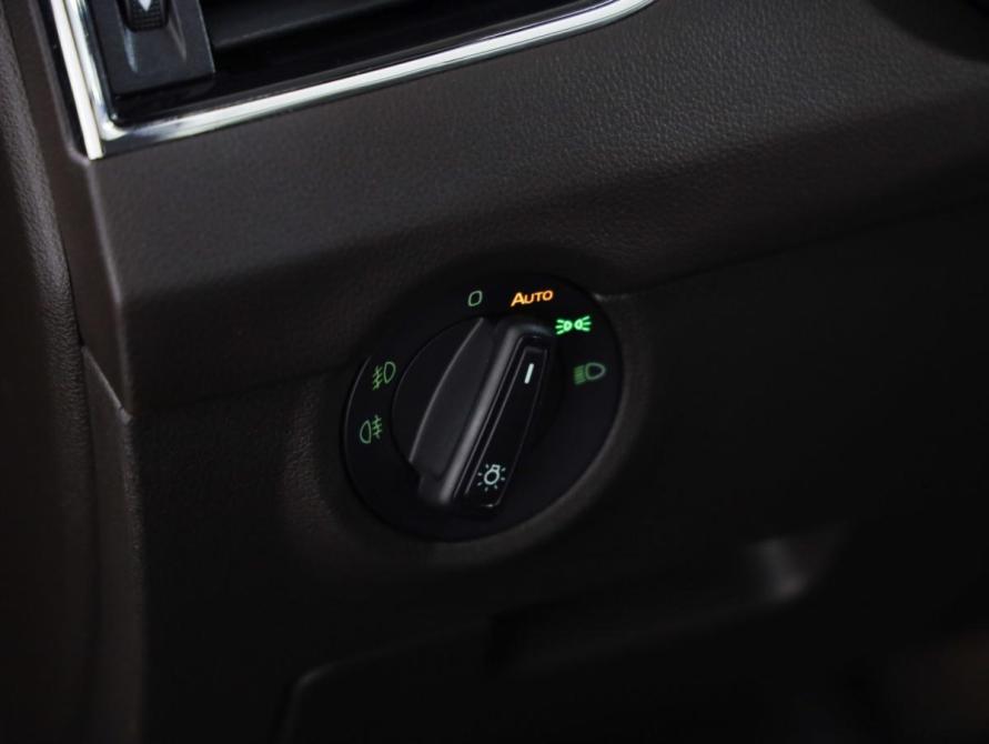 Skoda Octavia III (A7) Санкт-Петербург  - изображение 19