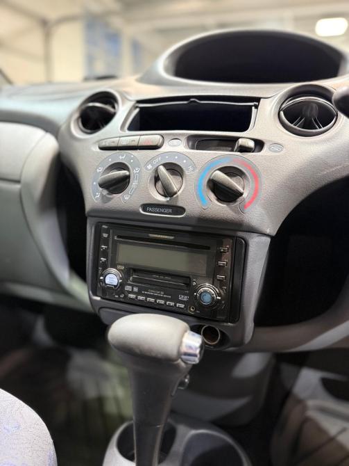 Toyota Vitz I (P10) Челябинск  - изображение 10