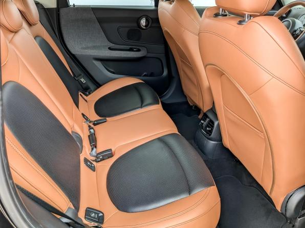 Mini Countryman II с пробегом 2018 года, цена 2 600 000 рублей, 28859 км, внедорожник, Автокод Объявления