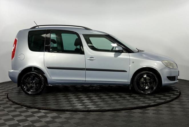 Skoda Roomster I Рестайлинг с пробегом 2011 года, цена 630 000 рублей, 114533 км, компактвэн, Автокод Объявления