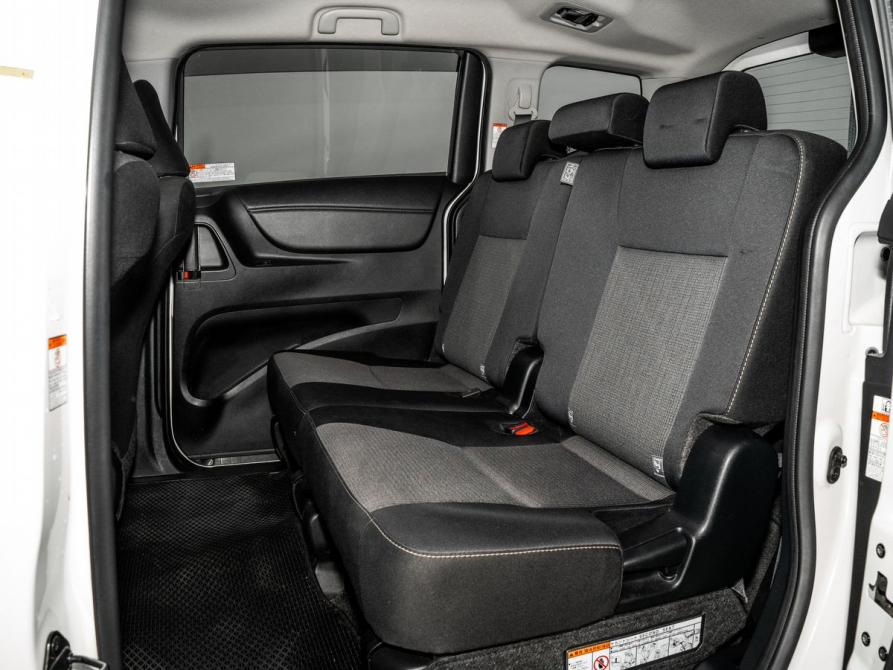 Toyota Sienta II Рестайлинг Иркутск  - изображение 7