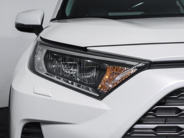 Toyota RAV4 V (XA50) с пробегом 2021 года, цена 3 795 000 рублей, 58327 км, внедорожник, Автокод Объявления