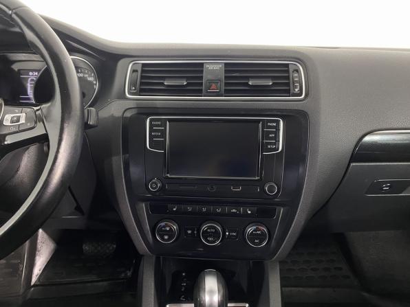 Volkswagen Jetta VI Рестайлинг с пробегом 2018 года, цена 1 450 000 рублей, 129285 км, седан, Автокод Объявления