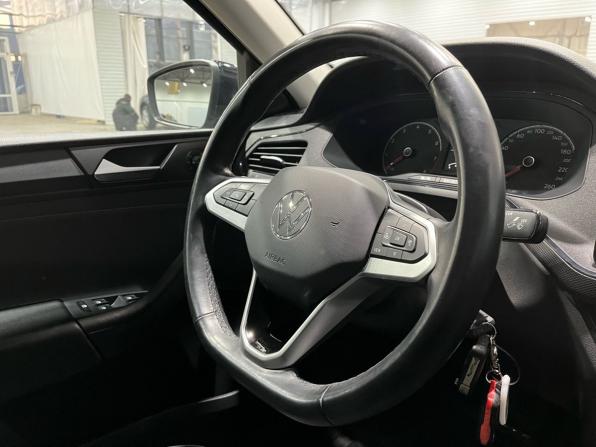 Volkswagen Polo VI с пробегом 2021 года, цена 1 860 000 рублей, 20600 км, лифтбек, Автокод Объявления