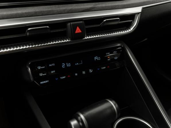 Kia K5 III с пробегом 2021 года, цена 2 340 000 рублей, 88800 км, седан, Автокод Объявления