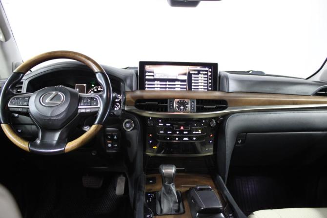 Lexus LX III Рестайлинг 2 с пробегом 2016 года, цена 6 499 000 рублей, 121007 км, внедорожник, Автокод Объявления