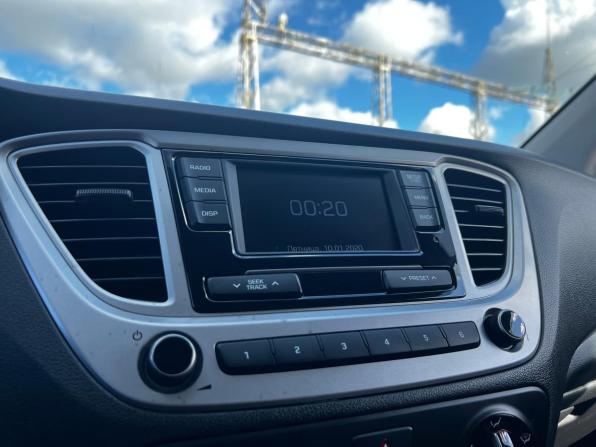Hyundai Solaris II с пробегом 2019 года, цена 1 249 100 рублей, 119117 км, седан, Автокод Объявления