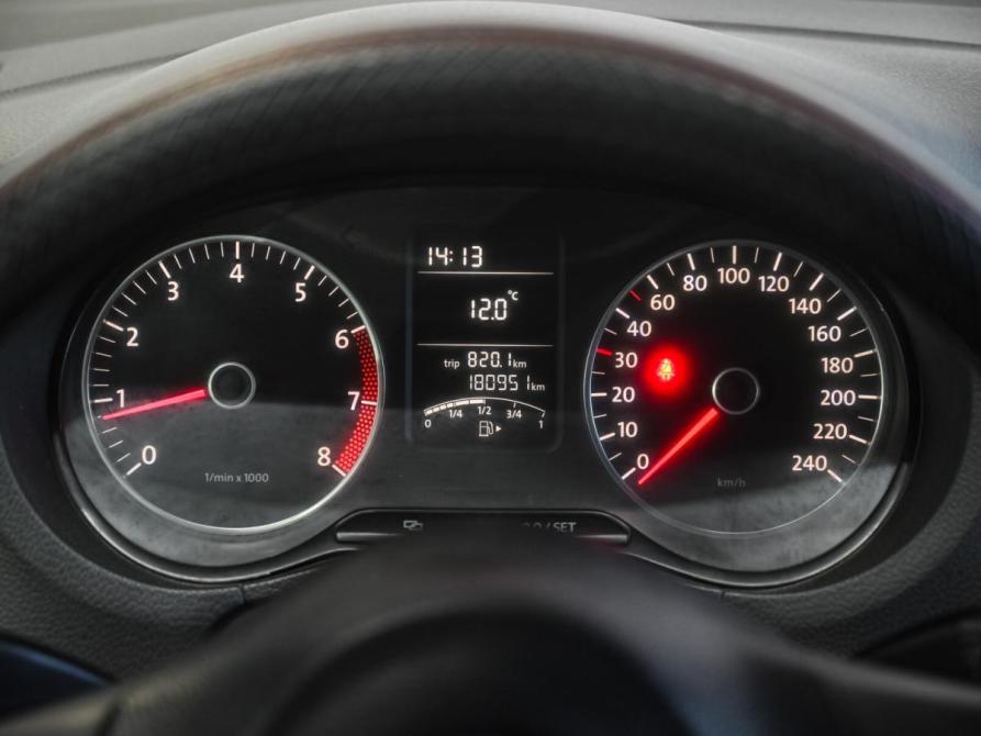 Volkswagen Polo V Челябинск  - изображение 19
