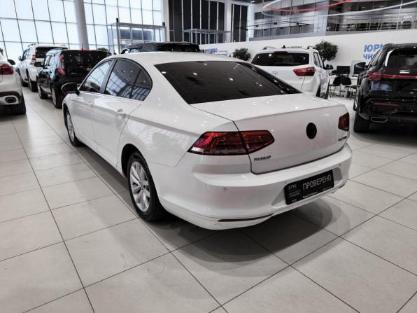 Volkswagen Passat B8 с пробегом 2015 года, цена 1 698 000 рублей, 182196 км, седан, Автокод Объявления