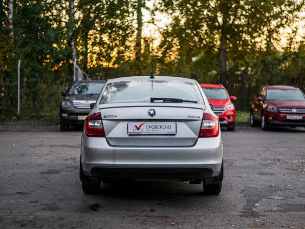 Skoda Rapid I Рестайлинг с пробегом 2017 года, цена 1 070 000 рублей, 229760 км, лифтбек, Автокод Объявления