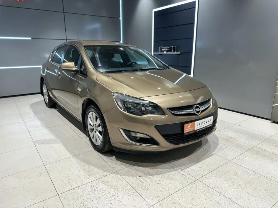 Opel Astra J Рестайлинг Новосибирск  - изображение 7