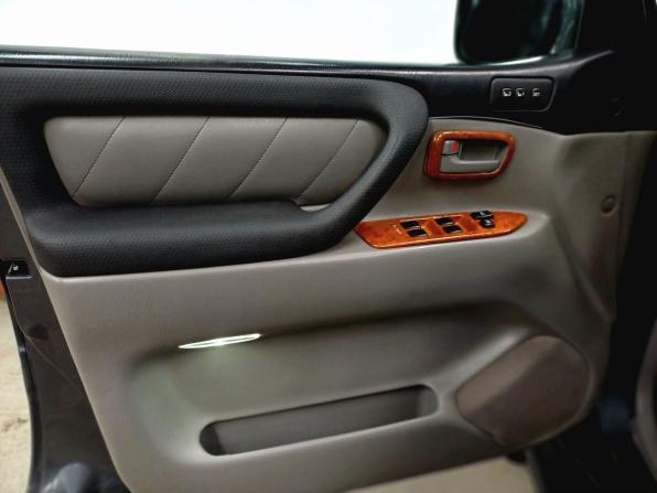 Toyota Land Cruiser 100 Series с пробегом 2002 года, цена 1 589 000 рублей, 380214 км, внедорожник, Автокод Объявления