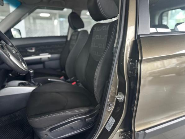 Kia Soul I Рестайлинг с пробегом 2012 года, цена 795 000 рублей, 136002 км, хэтчбек, Автокод Объявления