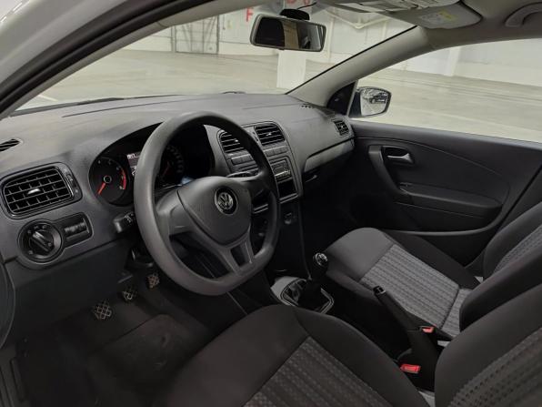 Volkswagen Polo V Рестайлинг с пробегом 2020 года, цена 1 081 000 рублей, 130046 км, седан, Автокод Объявления