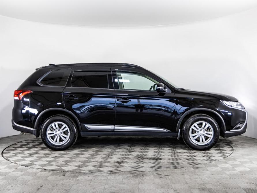 Mitsubishi Outlander III Рестайлинг 3 Санкт-Петербург  - изображение 4