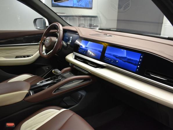 Geely Monjaro I с пробегом 2023 года, цена 3 287 000 рублей, 45036 км, внедорожник, Автокод Объявления