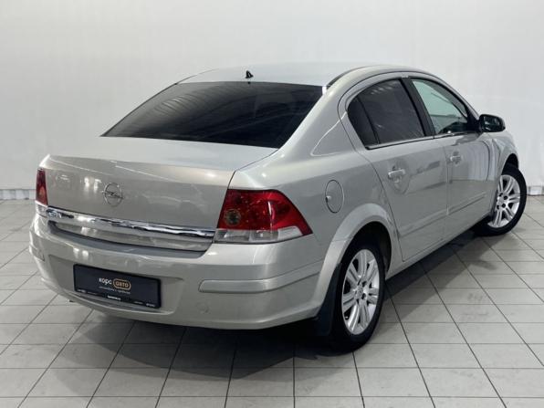Opel Astra H Рестайлинг с пробегом 2008 года, цена 394 000 рублей, 223898 км, седан, Автокод Объявления
