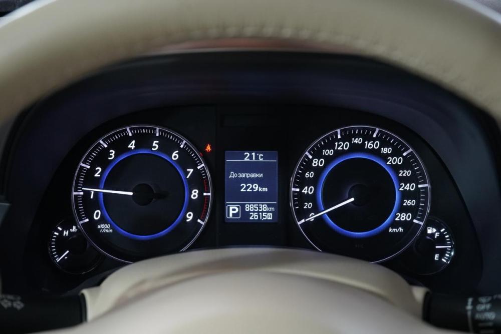 Infiniti QX70 Москва  - изображение 11