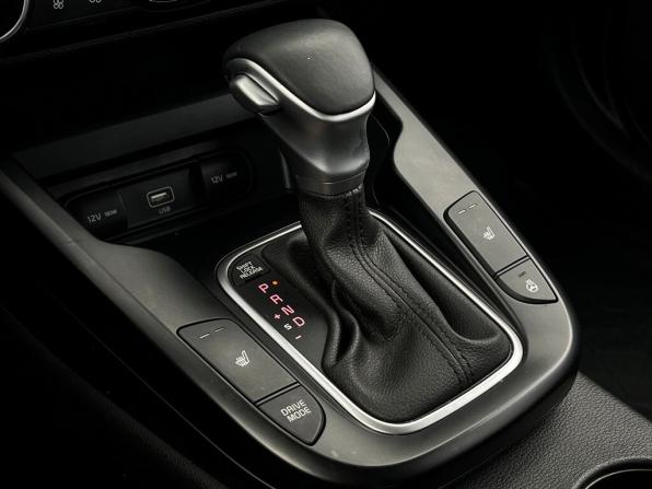 Kia Soul III с пробегом 2022 года, цена 2 192 700 рублей, 55909 км, хэтчбек, Автокод Объявления