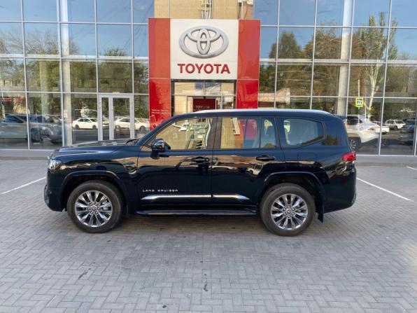 Toyota Land Cruiser 300 Series с пробегом 2023 года, цена 12 900 000 рублей, 704 км, внедорожник, Автокод Объявления