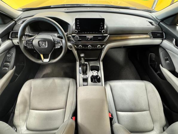 Honda Accord X с пробегом 2019 года, цена 2 130 000 рублей, 97000 км, седан, Автокод Объявления