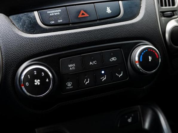 Hyundai ix35 I Рестайлинг с пробегом 2013 года, цена 1 280 000 рублей, 218560 км, внедорожник, Автокод Объявления