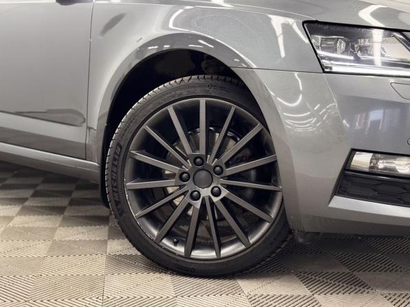 Skoda Octavia III (A7) Рестайлинг с пробегом 2017 года, цена 1 850 000 рублей, 153398 км, лифтбек, Автокод Объявления