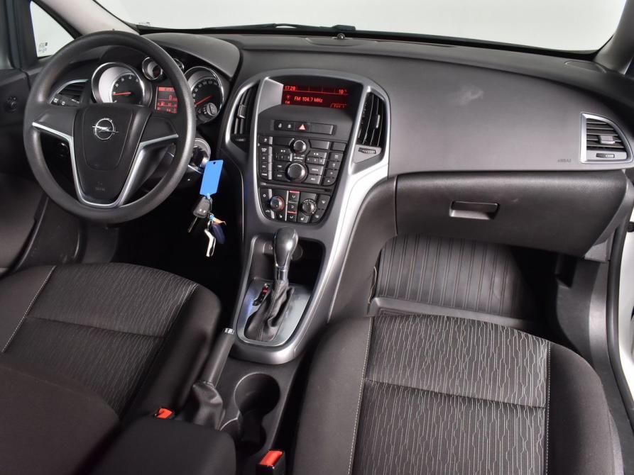 Opel Astra J Рестайлинг Москва  - изображение 8