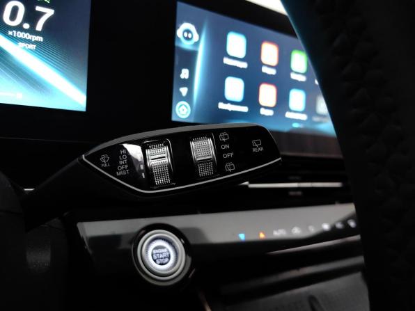 Omoda C5 I с пробегом 2023 года, цена 1 689 000 рублей, 49832 км, внедорожник, Автокод Объявления