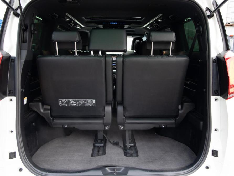 Toyota Alphard III Рестайлинг Санкт-Петербург  - изображение 29
