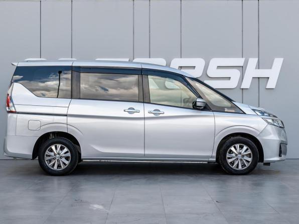 Nissan Serena V (C27) с пробегом 2017 года, цена 1 850 000 рублей, 189941 км, минивэн, Автокод Объявления