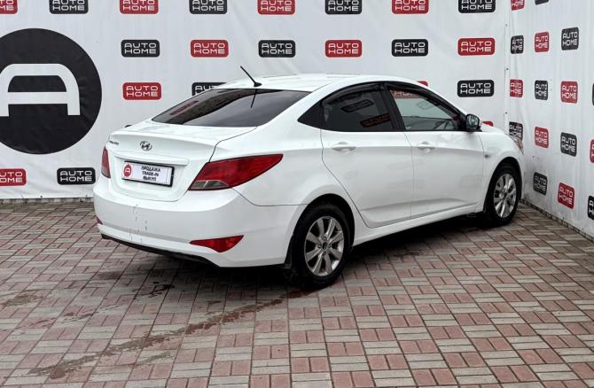 Hyundai Solaris I Рестайлинг с пробегом 2016 года, цена 525 000 рублей, 286792 км, седан, Автокод Объявления