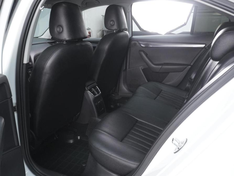 Skoda Octavia III (A7) Рестайлинг Ростов-на-Дону  - изображение 11